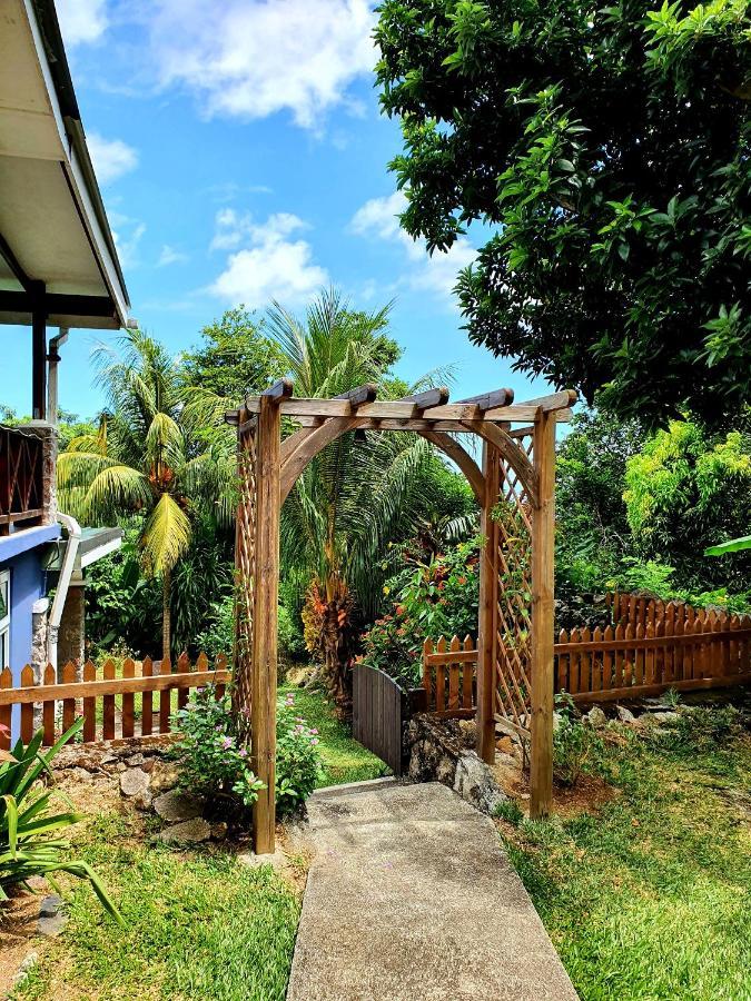 Rose Self Catering Appartement Beau Vallon  Buitenkant foto