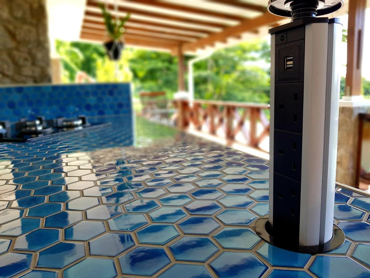 Rose Self Catering Appartement Beau Vallon  Buitenkant foto